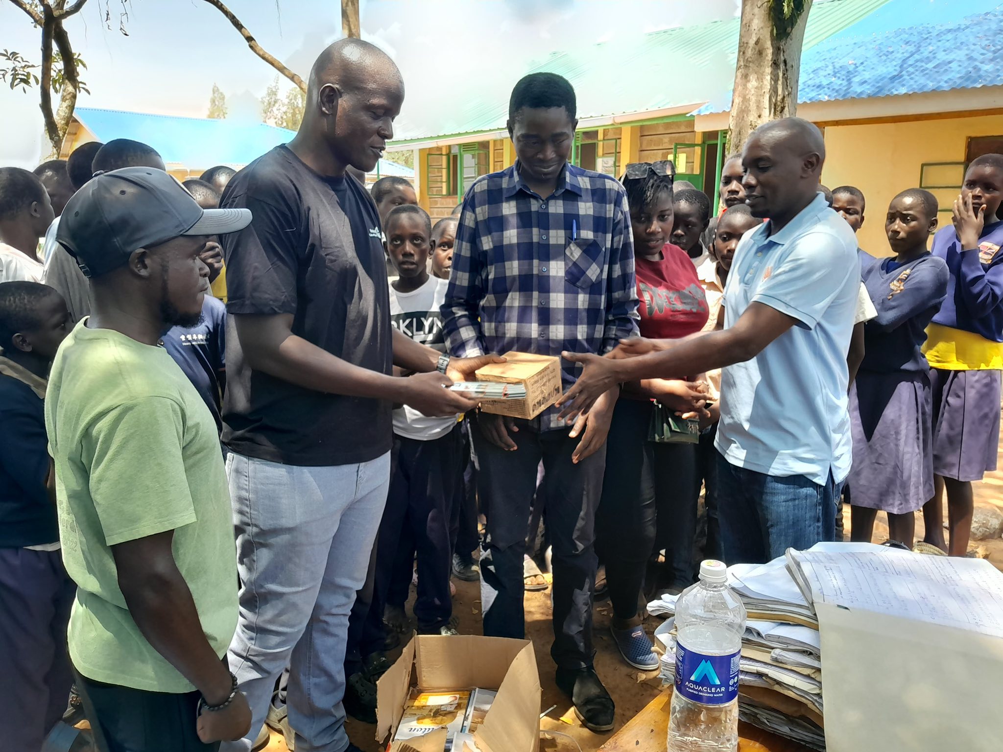Giving Back to Nyawara Primary through Basic Education and Literacy